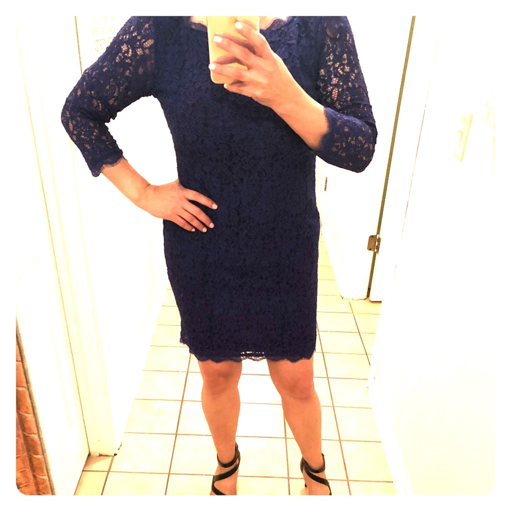 Purple lace party dress in excellent condition.